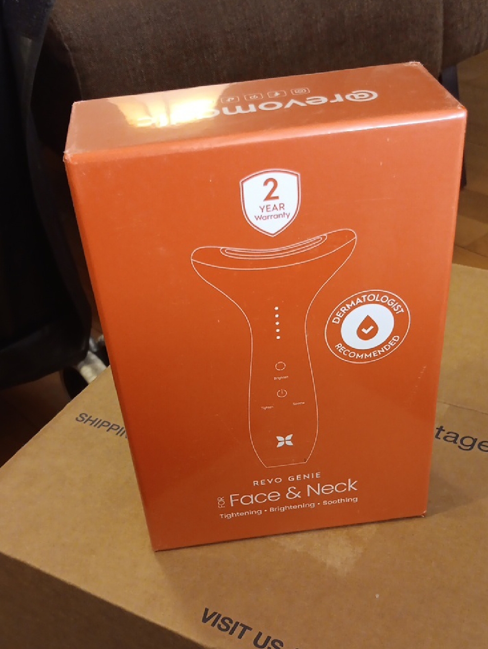 Face & Neck Tightening Device –